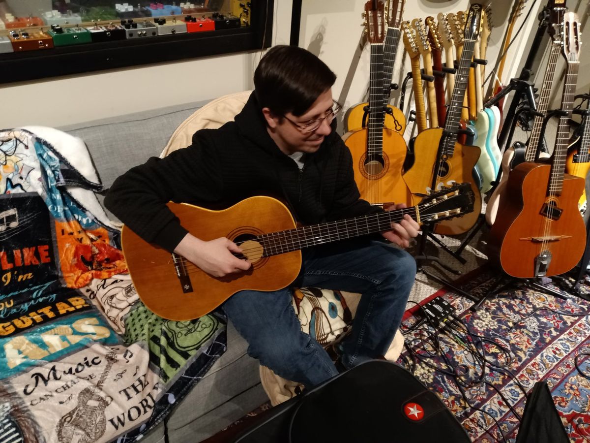 Recording session — classical guitar